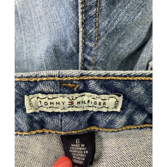 Tommy Hilfiger Jean Shorts Woman Size 6 Bermuda Cut Offs Denim Raw Hem Roll Up - Picture 3 of 7
